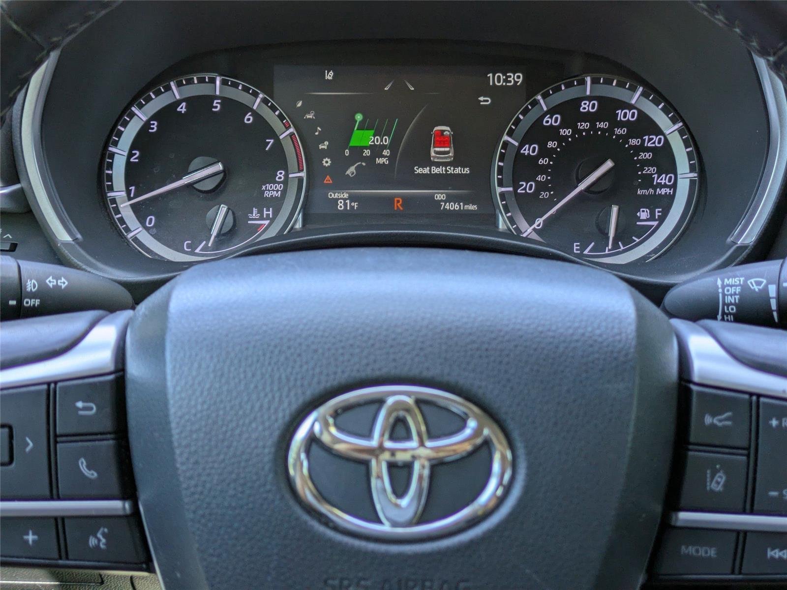 Used 2022 Wind Chill Pearl Toyota XLE image 31