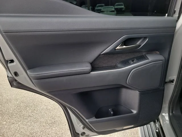Used 2024  Lexus 550 Premium+ image 12