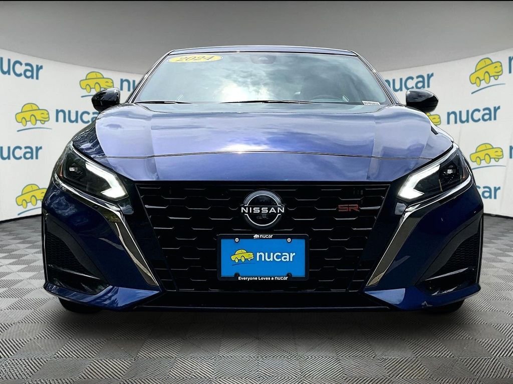 Used 2024 Blue Nissan 2.5 SR image 2