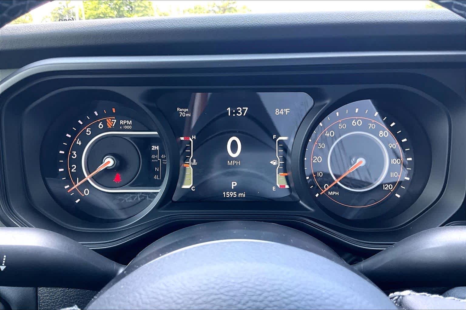 Used 2025 41 Jeep Mojave X image 26
