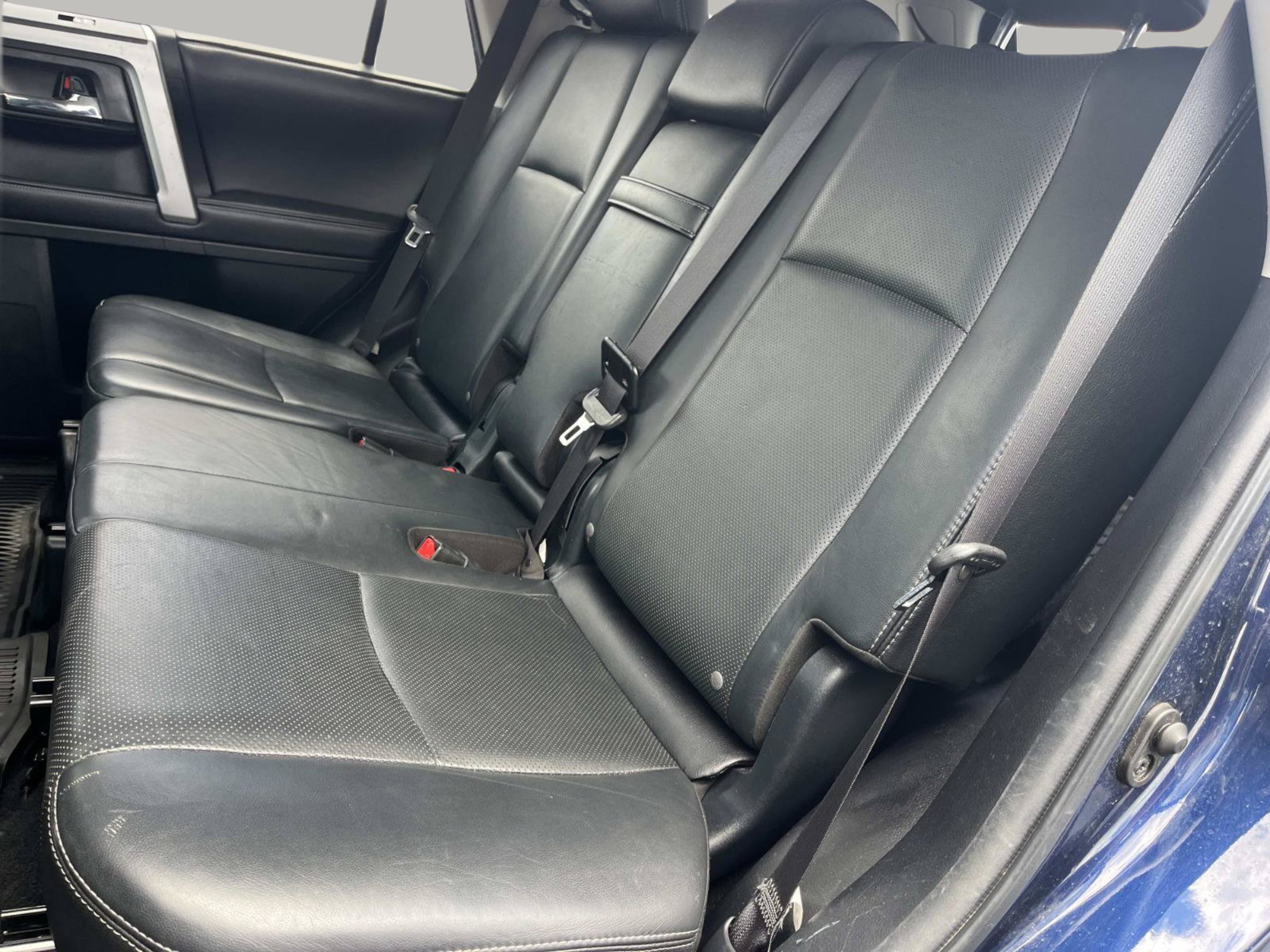 Used 2017 Nautical Blue Metallic Toyota Limited image 21