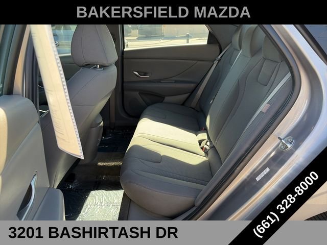 Used 2024 Silver Hyundai SE image 24