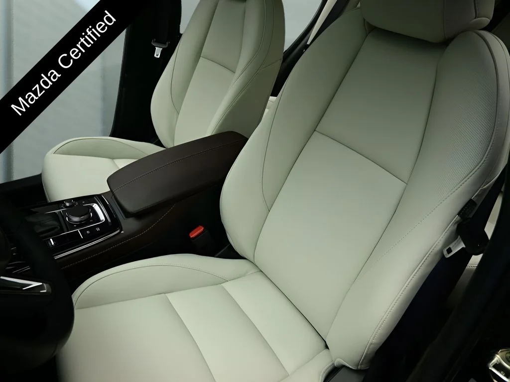 2025 Mazda CX-30 Premium - Photo 32