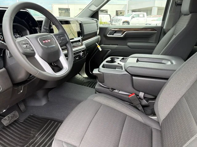 New 2026 White GMC Elevation image 17