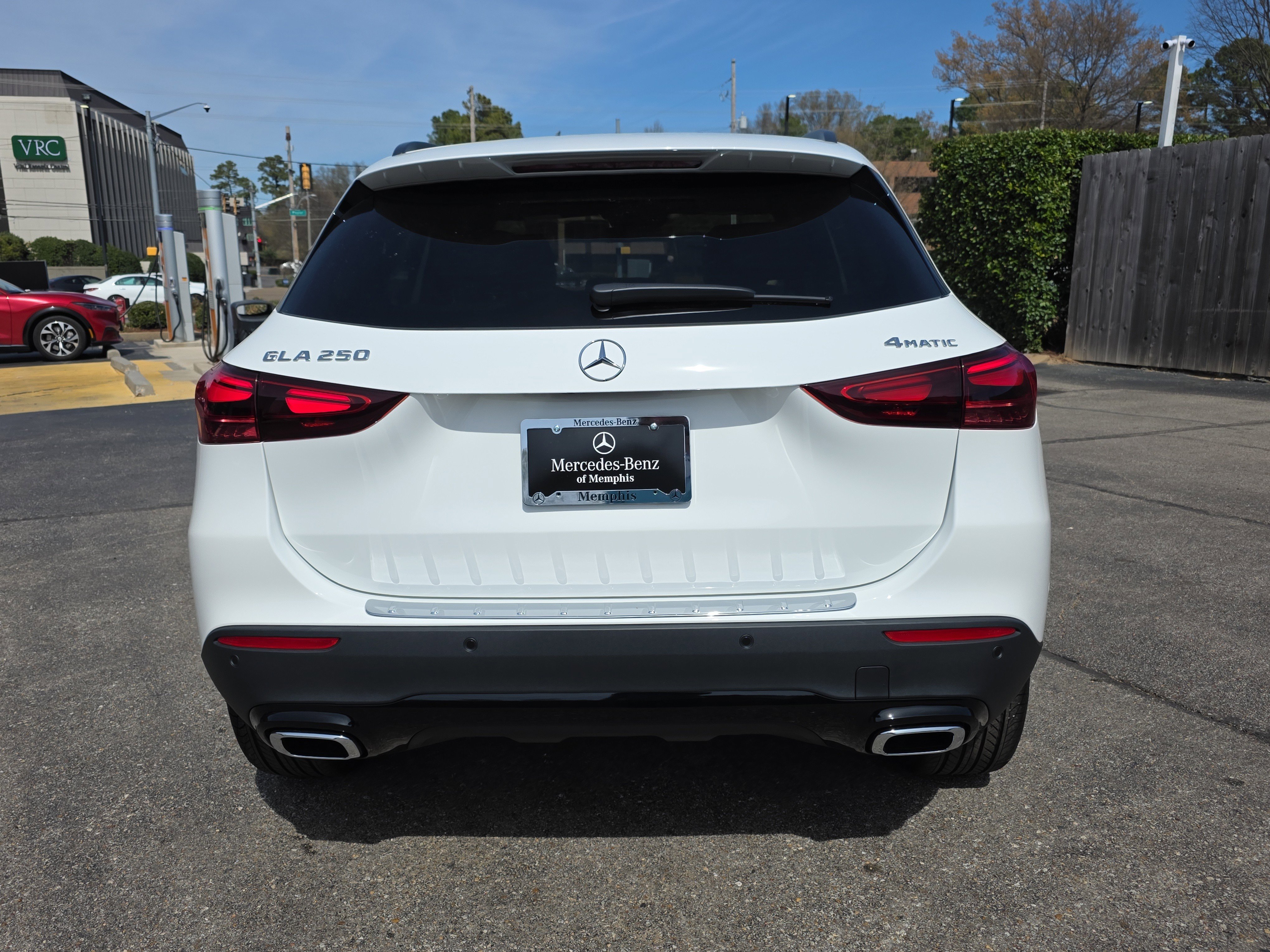 New 2026 Polar White Mercedes-Benz GLA 250 image 33