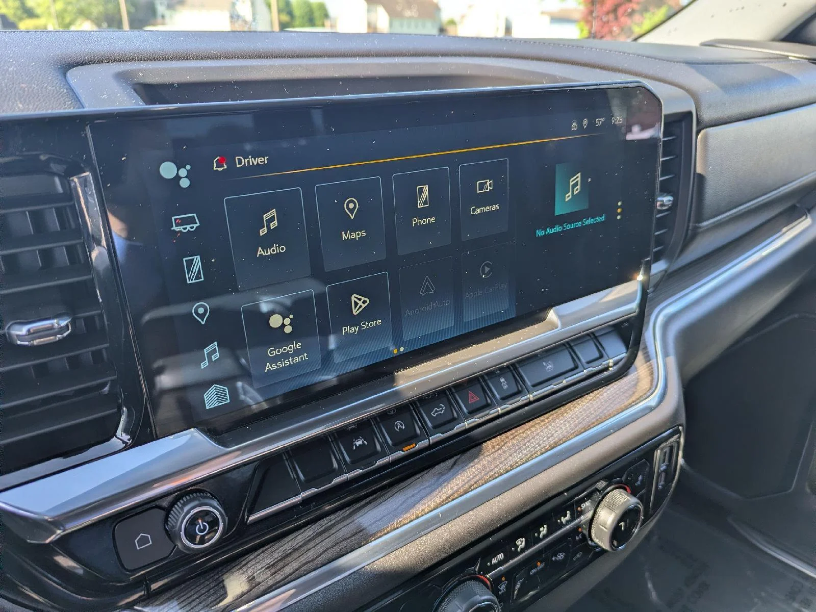 2024 Chevrolet Silverado 1500 LT - Photo 14