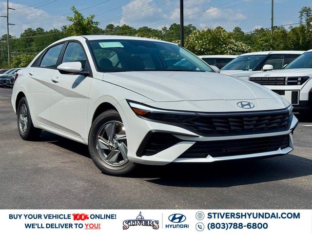 2026 Hyundai ELANTRA SE