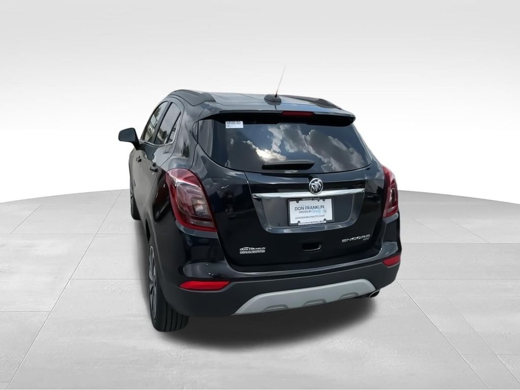 Used 2022 Black Buick Preferred image 7