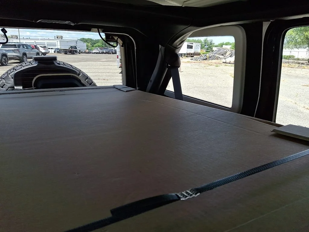 New 2026 Black Clearcoat Jeep Rubicon X image 15