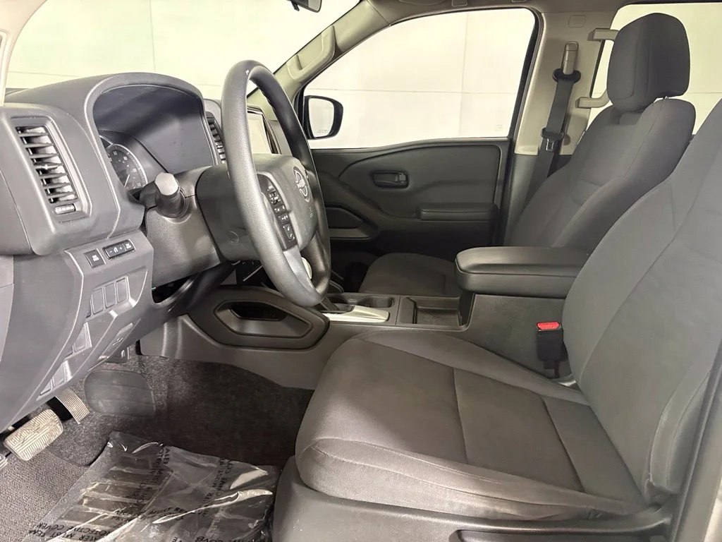Used 2022 Gray Nissan S image 21