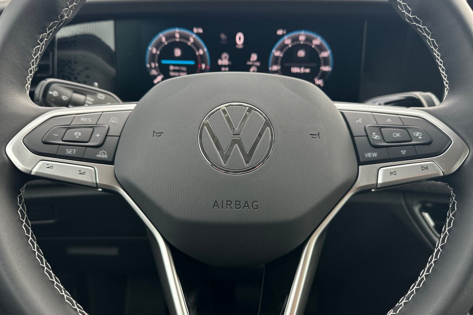 New 2026 Platinum Gray Metallic Volkswagen 2.0T S image 23