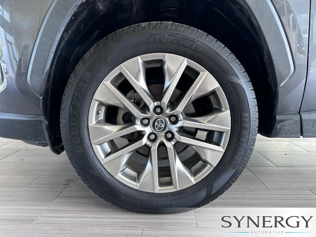 Used 2019 Magnetic Gray Metallic Toyota Limited image 12