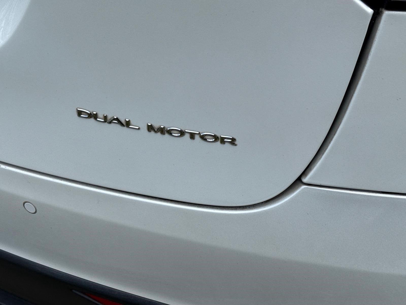 Used 2020  Tesla Long Range image 14