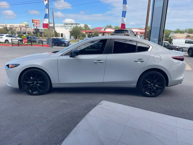 Used 2025 White Mazda 2.5 S Select Sport Base image 3