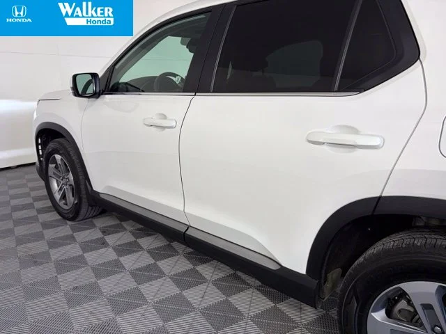 Certified Used 2025 Platinum White Pearl Honda EX-L image 11