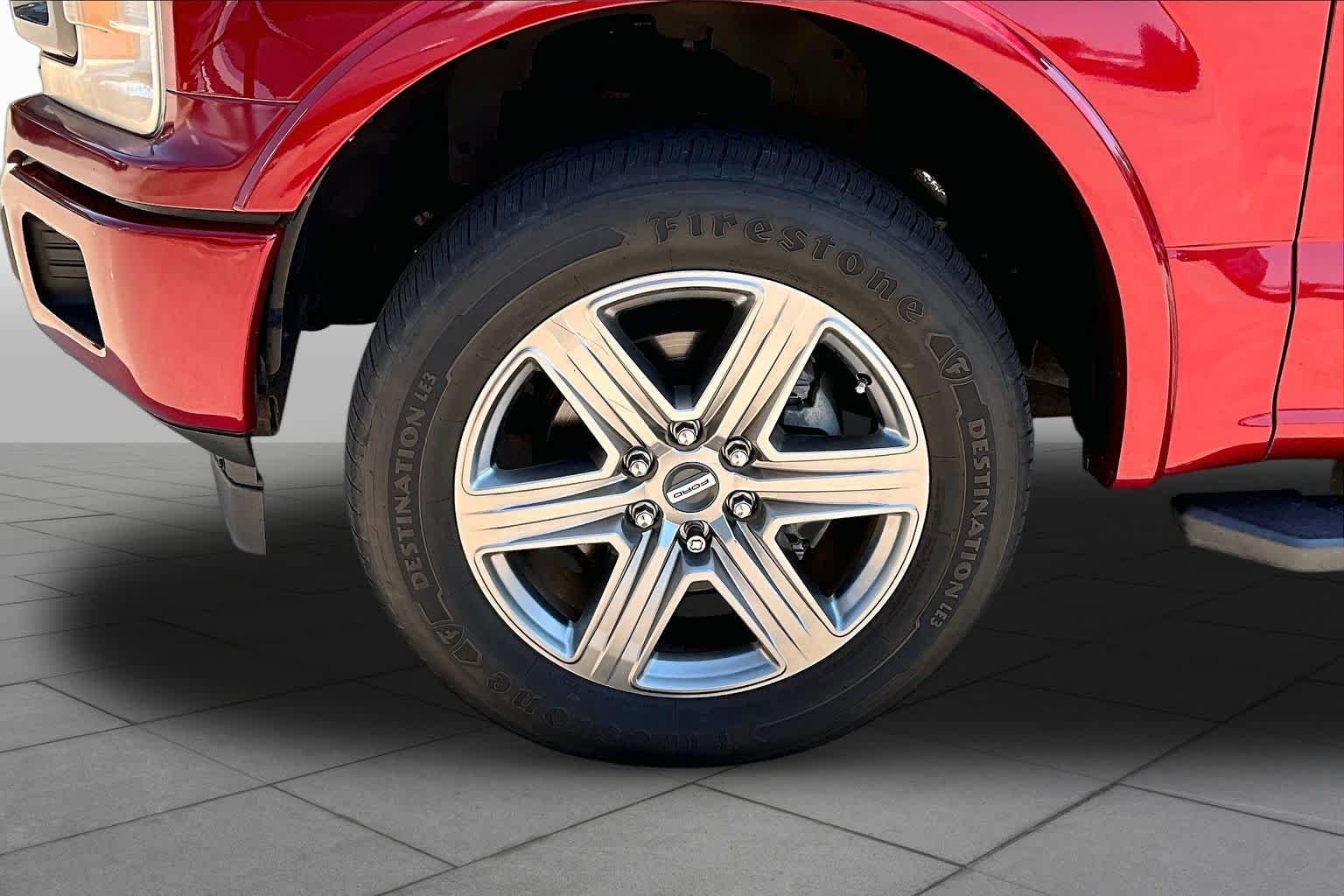 Used 2018 Ruby Red Metallic Tinted Clearcoat Ford XLT image 12