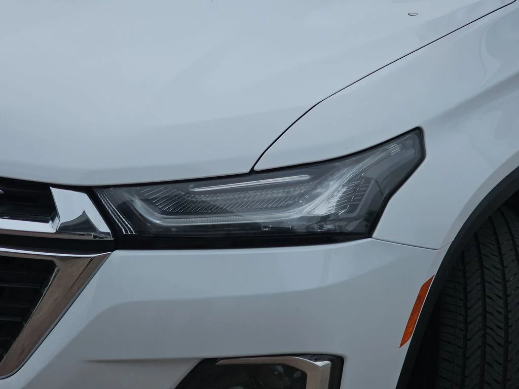 Used 2022 White Chevrolet LT image 31
