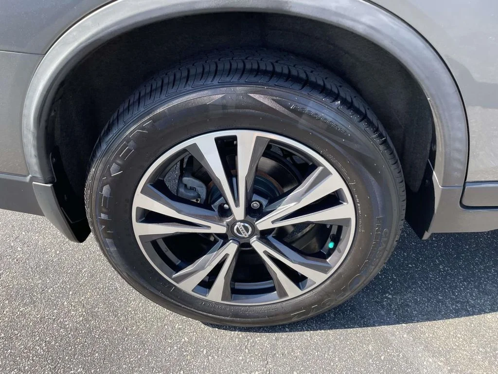 Used 2019 Gun Metallic Nissan SV image 7