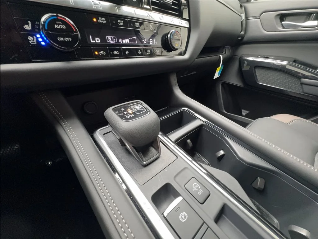 Used 2026 Gray Nissan Platinum image 48