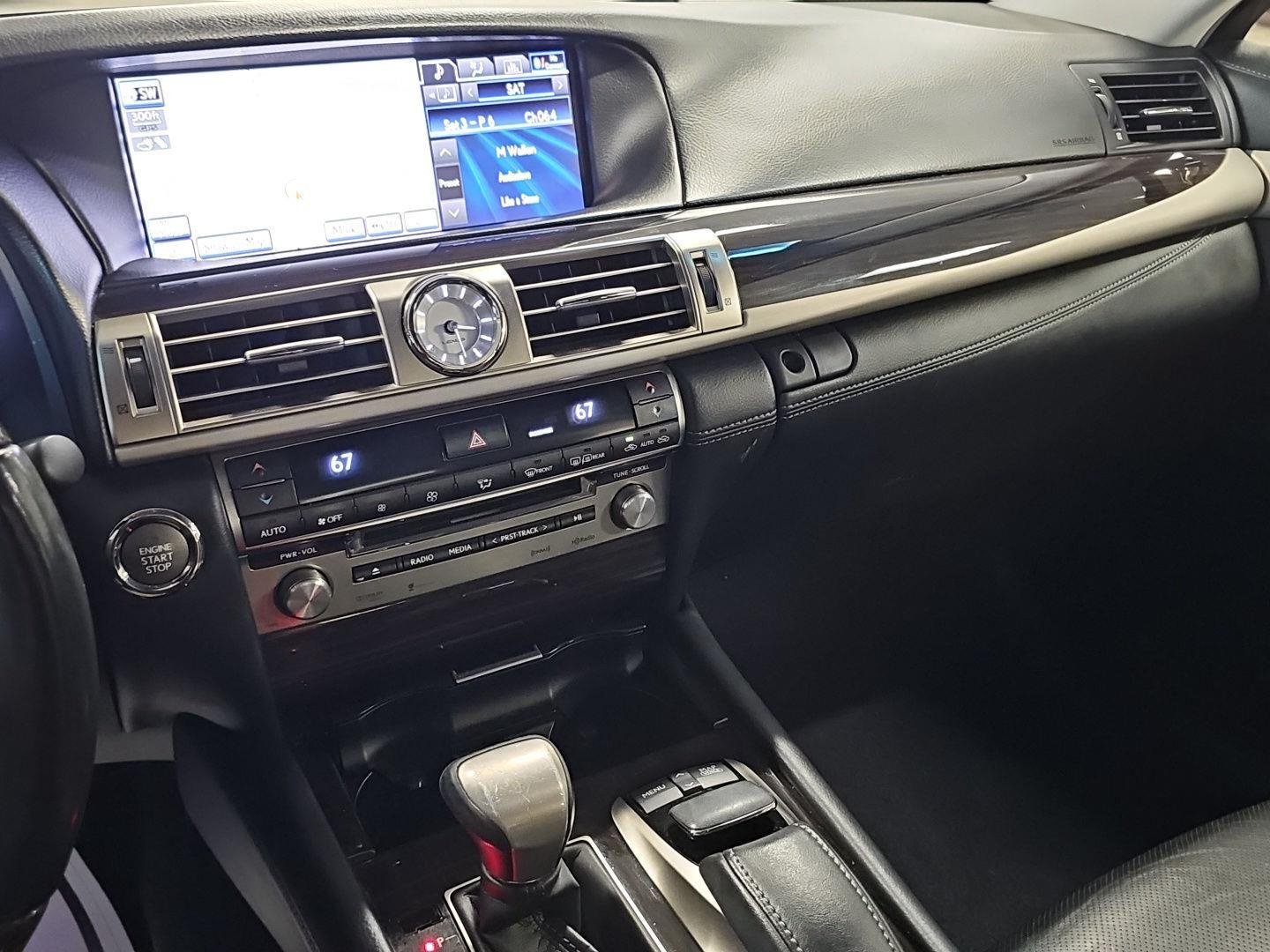 Used 2014 Obsidian Lexus 4DR SDN RWD image 15