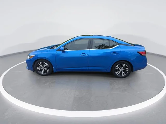 Used 2020 Blue Nissan SV image 5