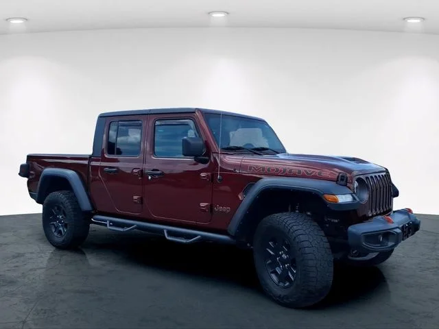 Used 2022 Red Jeep Mojave image 5