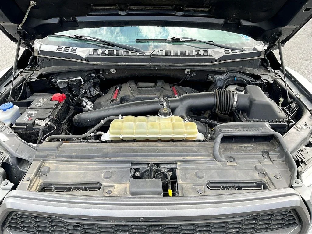 Used 2020 Gray Ford Raptor image 29
