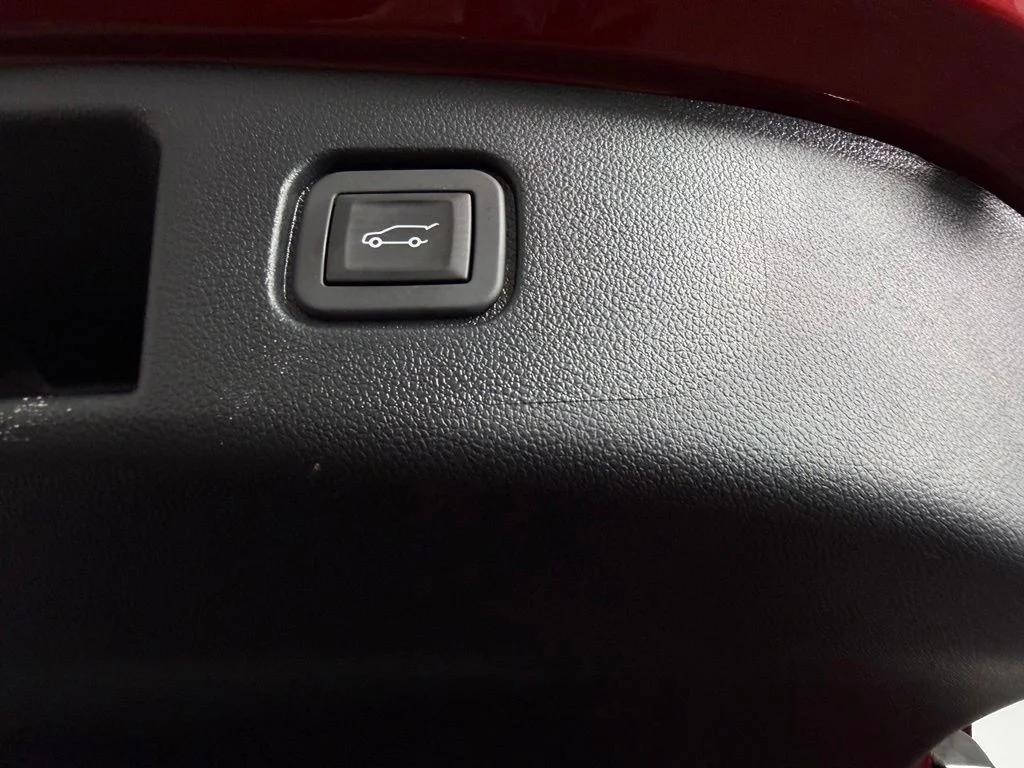 Certified Used 2025 Red Honda Touring image 29