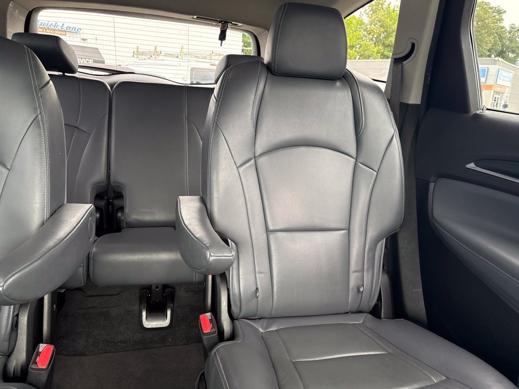 Used 2019 Silver Buick Essence image 14