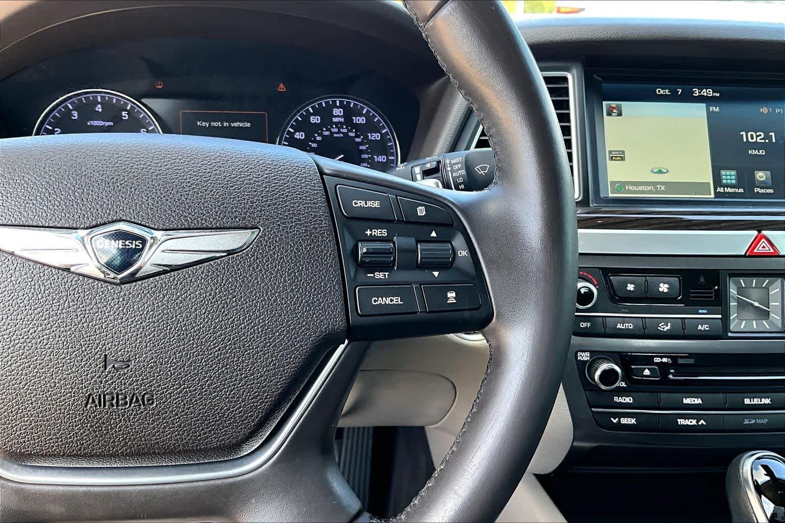 Used 2017 Casablanca White Genesis 3.8L image 25