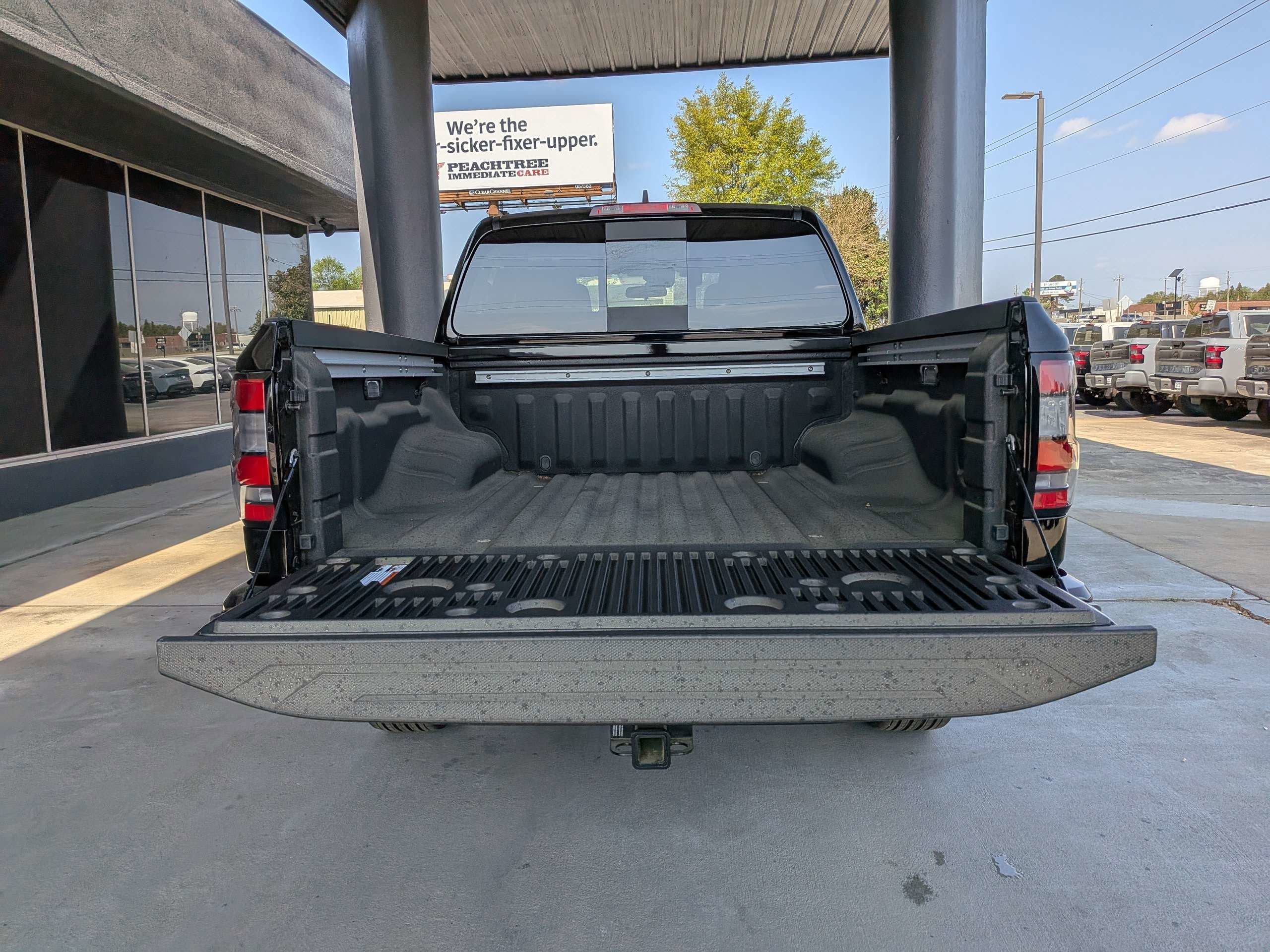 New 2026 Super Black Nissan Crew Cab SV image 6