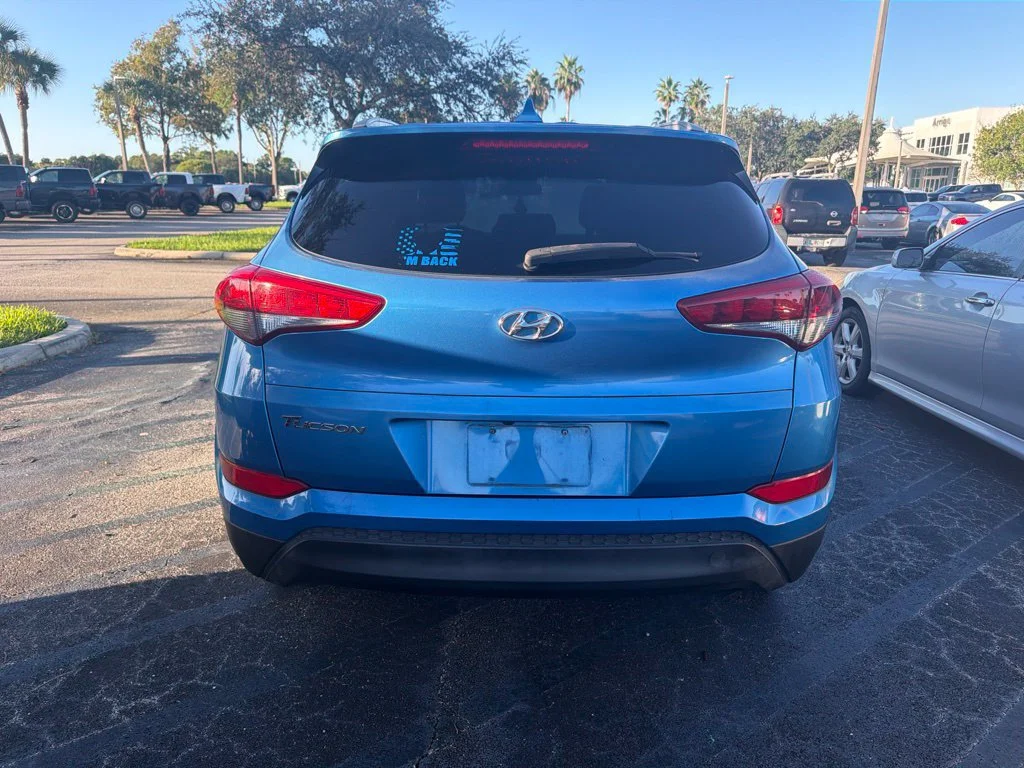 Used 2018 Caribbean Blue Hyundai SEL image 6