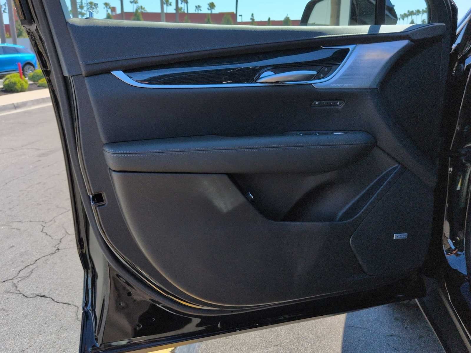 2026 Cadillac XT5 Premium Luxury - Photo 10