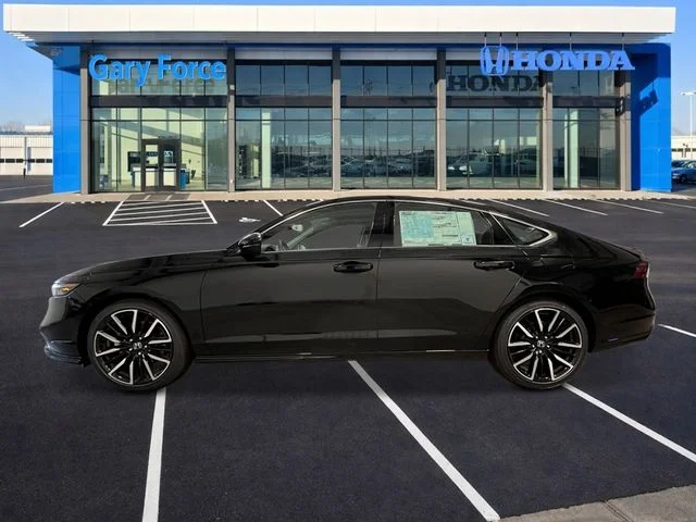 New 2026 Crystal Black Pearl Honda Touring image 2
