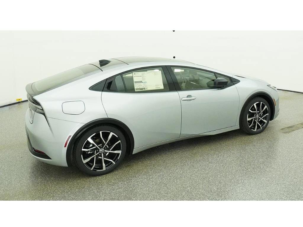 New 2026 Cutting Edge Toyota XSE image 10