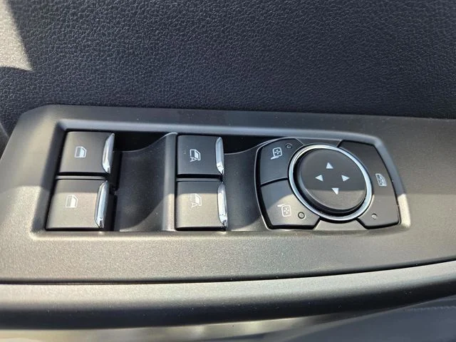 New 2026 Avalanche Ford F-350® XLT image 24