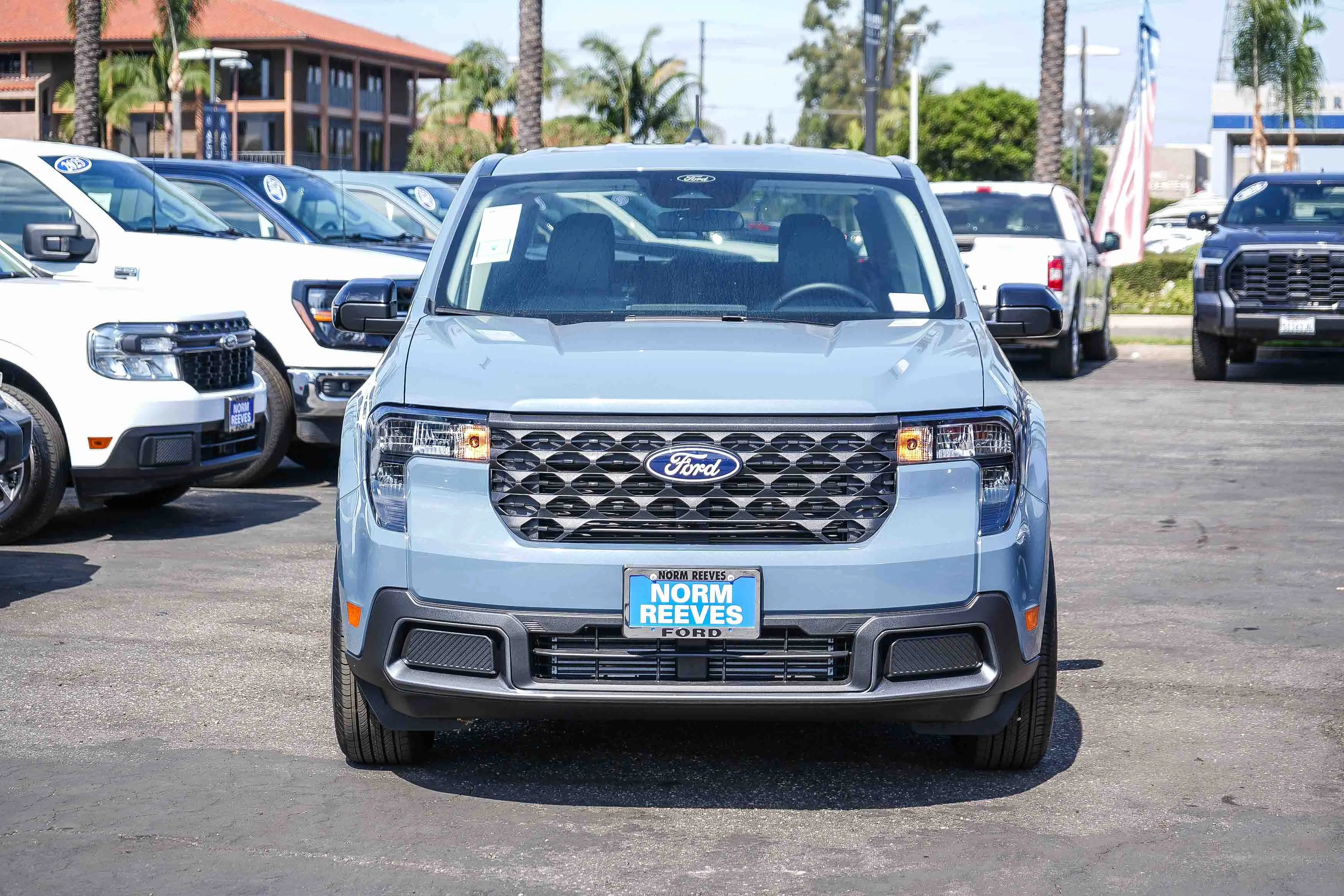 New 2026 Azure Gray Metallic Ford XLT image 2