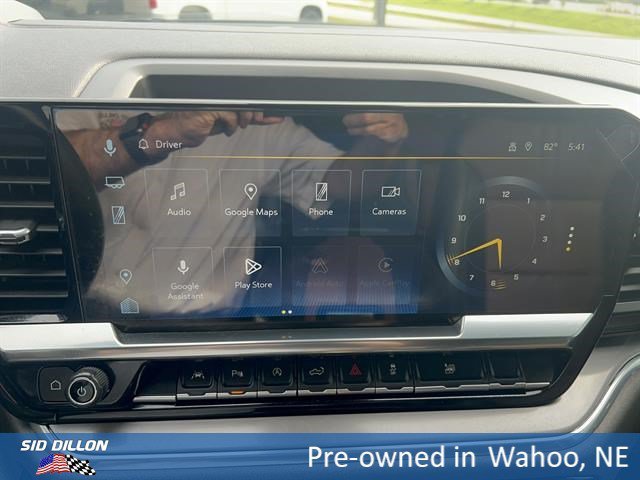 Used 2023 Northsky Blue Metallic Chevrolet High Country image 18