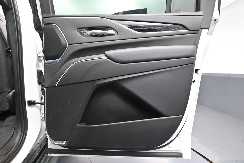 Used 2021 White Cadillac Sport image 53