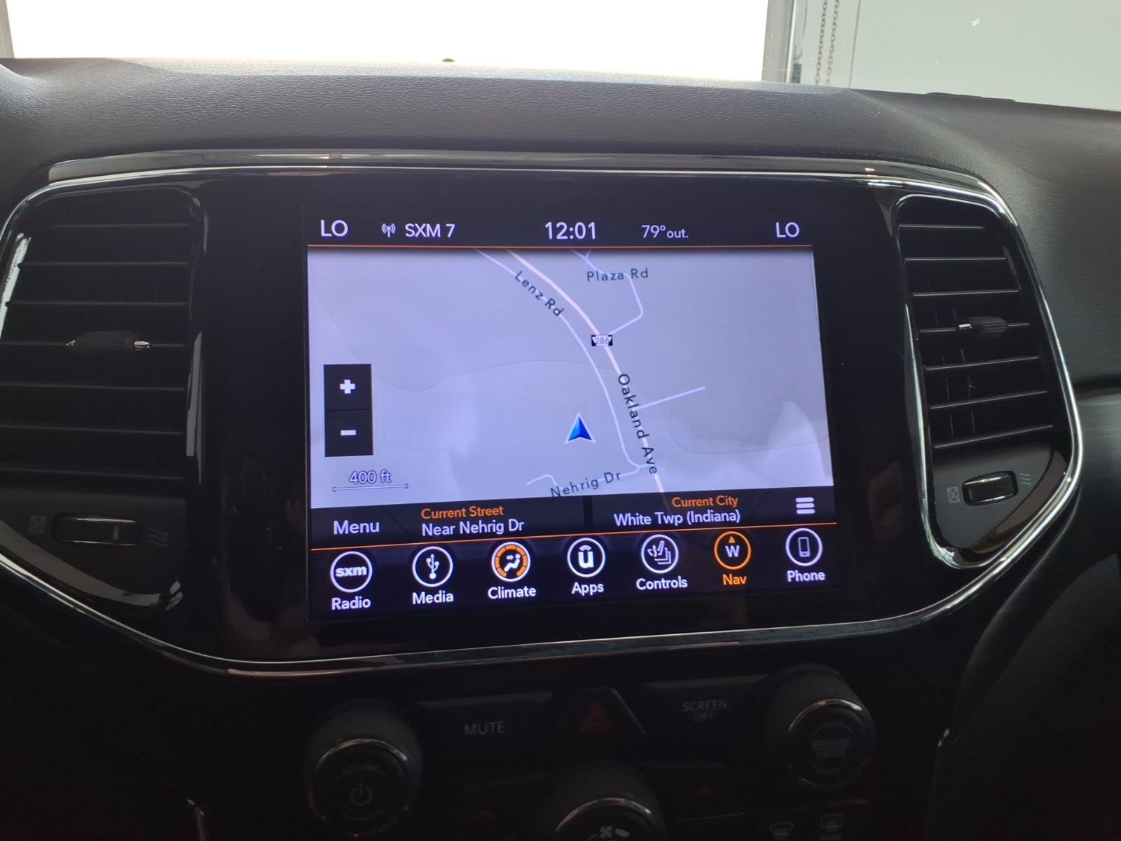 2019 Jeep Grand Cherokee Altitude - Photo 25