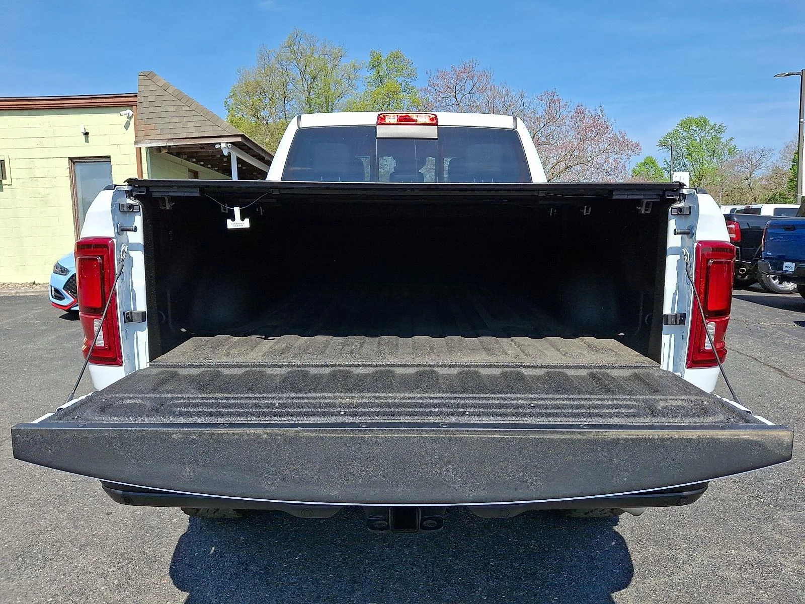 Used 2025 Bright White Clearcoat Ram Power Wagon image 29