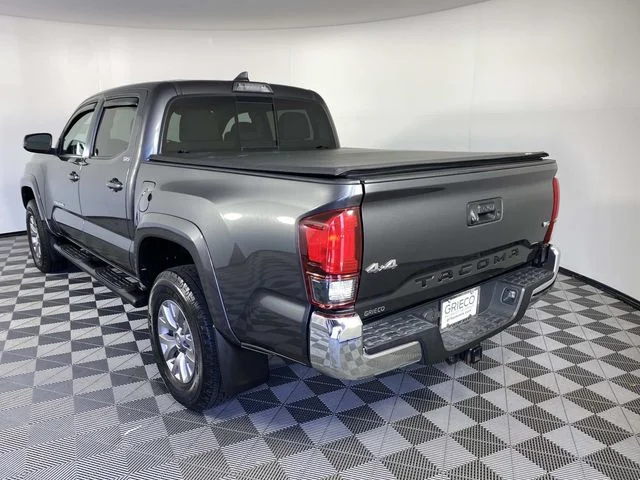Used 2018 Gray Toyota SR5 image 6