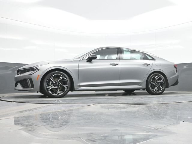 Used 2025 Gray Kia GT-Line image 21