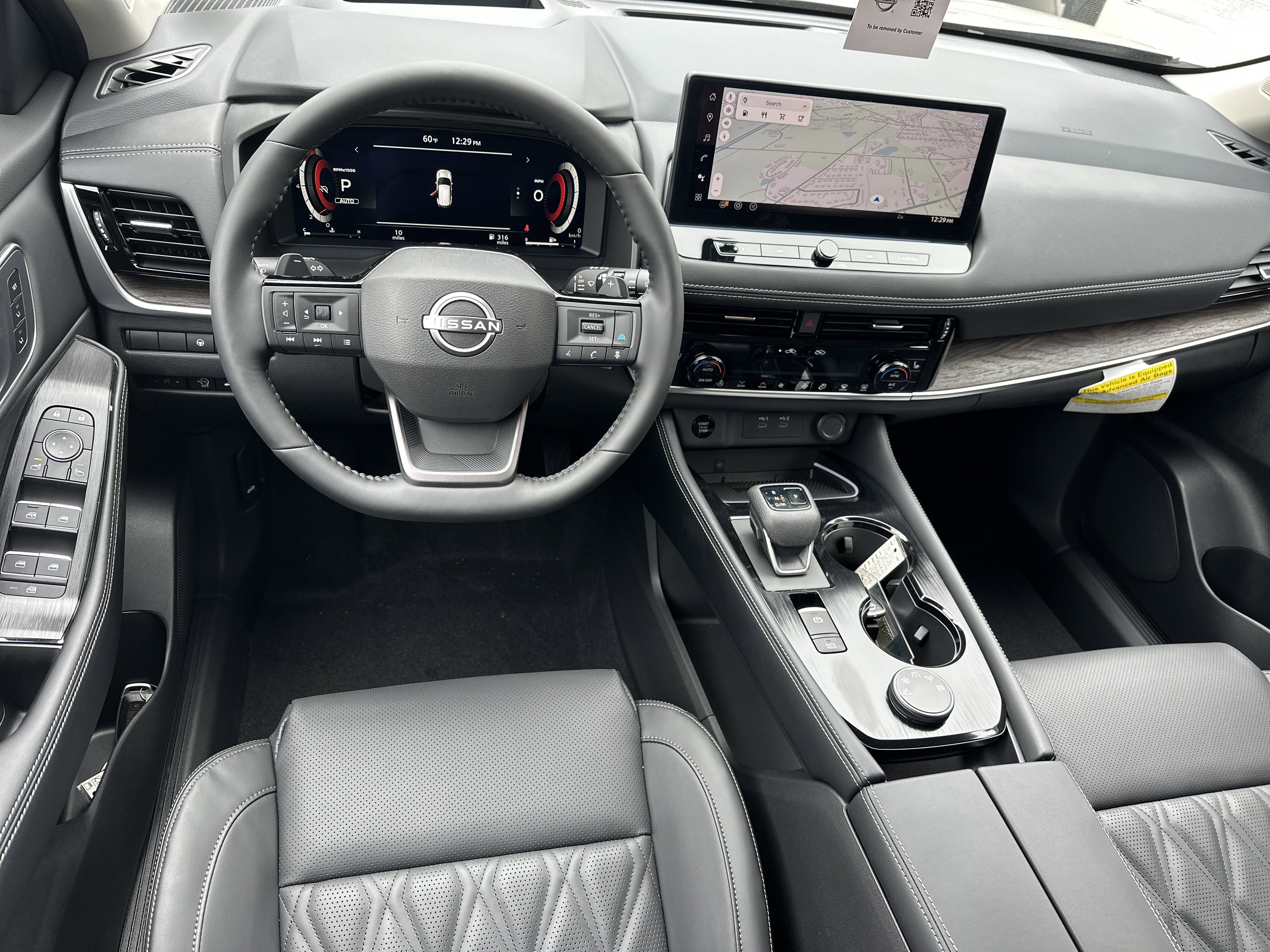 New 2026 Champagne Silver Metallic/Super Black Nissan Platinum image 23