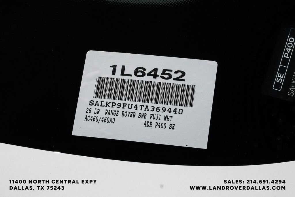 New 2026 Fuji White Land Rover SE image 57