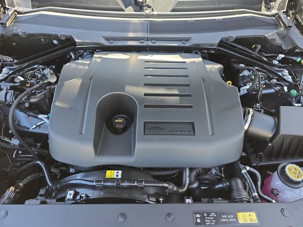 New 2026 Carpathian Grey Land Rover X-Dynamic SE image 32