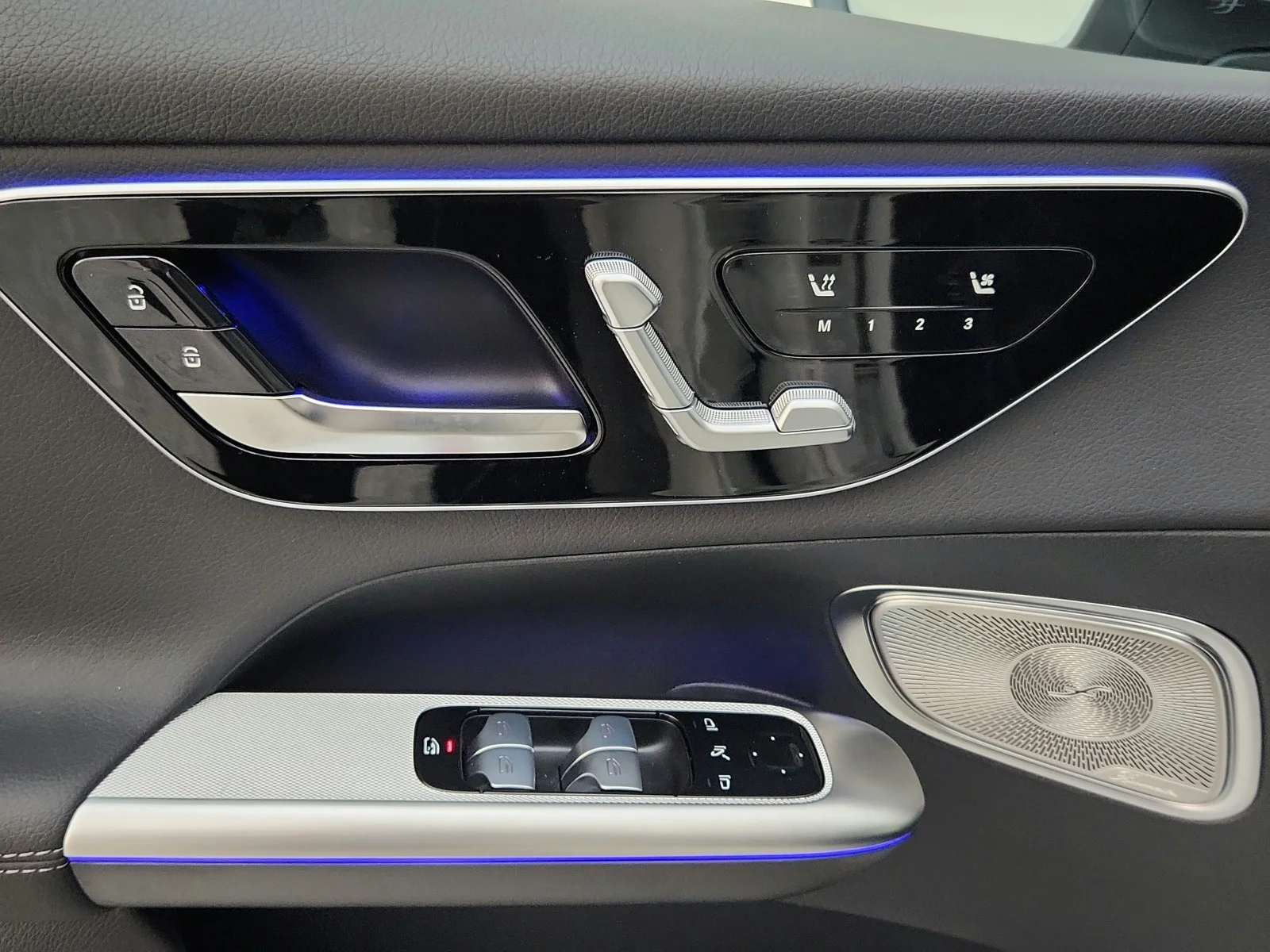 2026 Mercedes-Benz GLC Base - Photo 35
