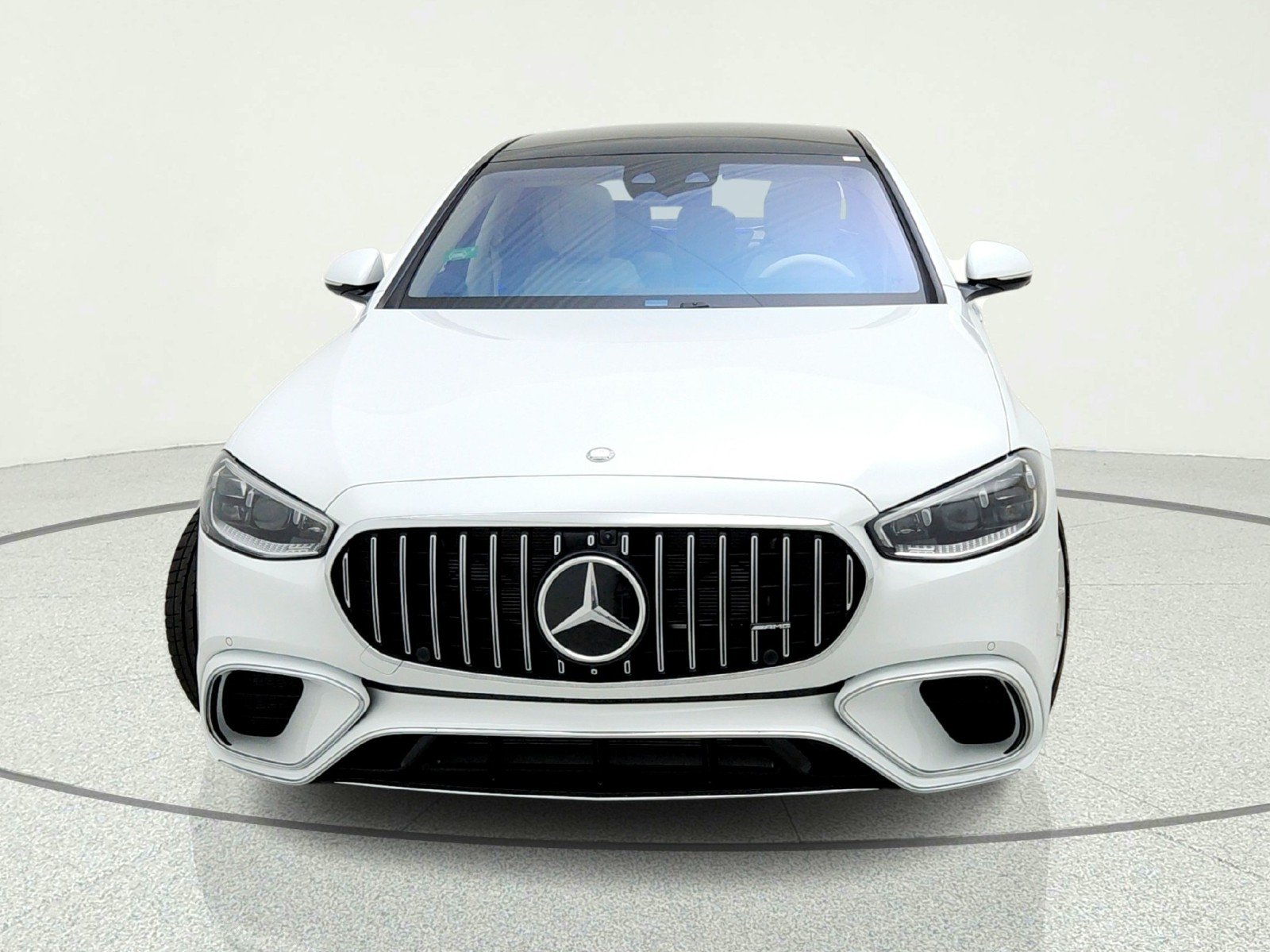New 2026 MANUFAKTUR Moonlight White Metallic Mercedes-Benz AMG® S 63 E 4MATIC Sedan image 3