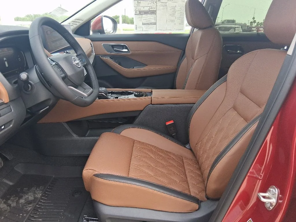 New 2026 Scarlet Ember Tintcoat Nissan Platinum image 24