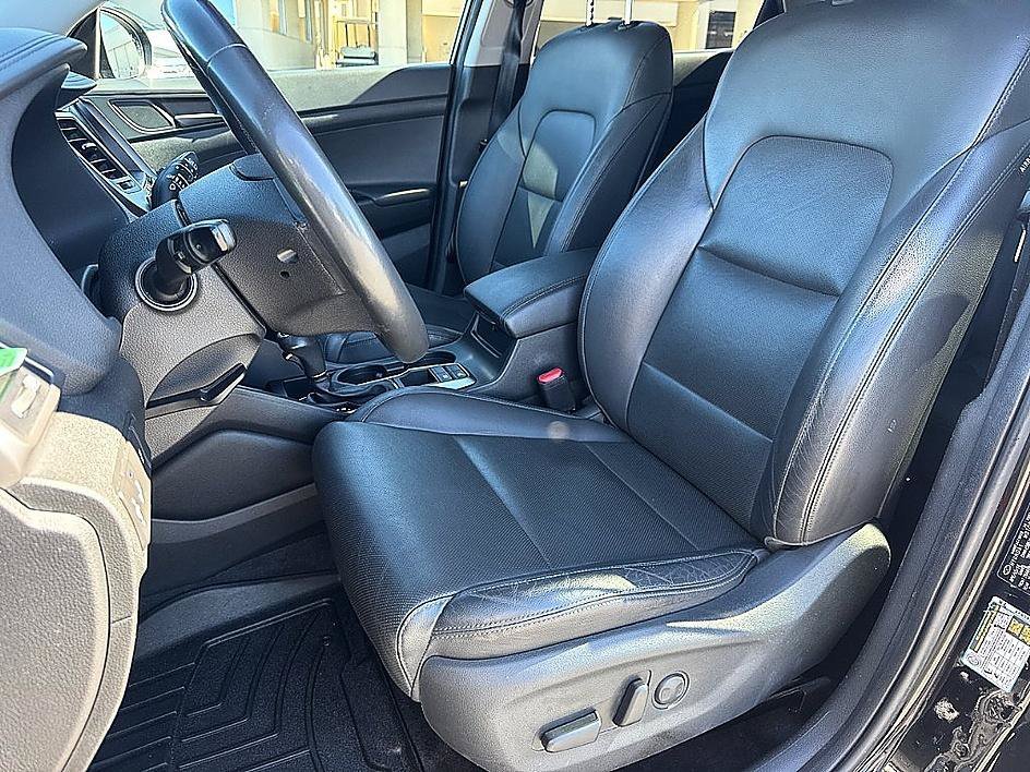 Used 2018 Black Noir Pearl Hyundai SEL Plus image 13